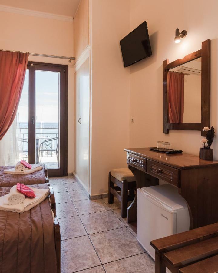 Poseidonio Hotel Tinos Bagian luar foto