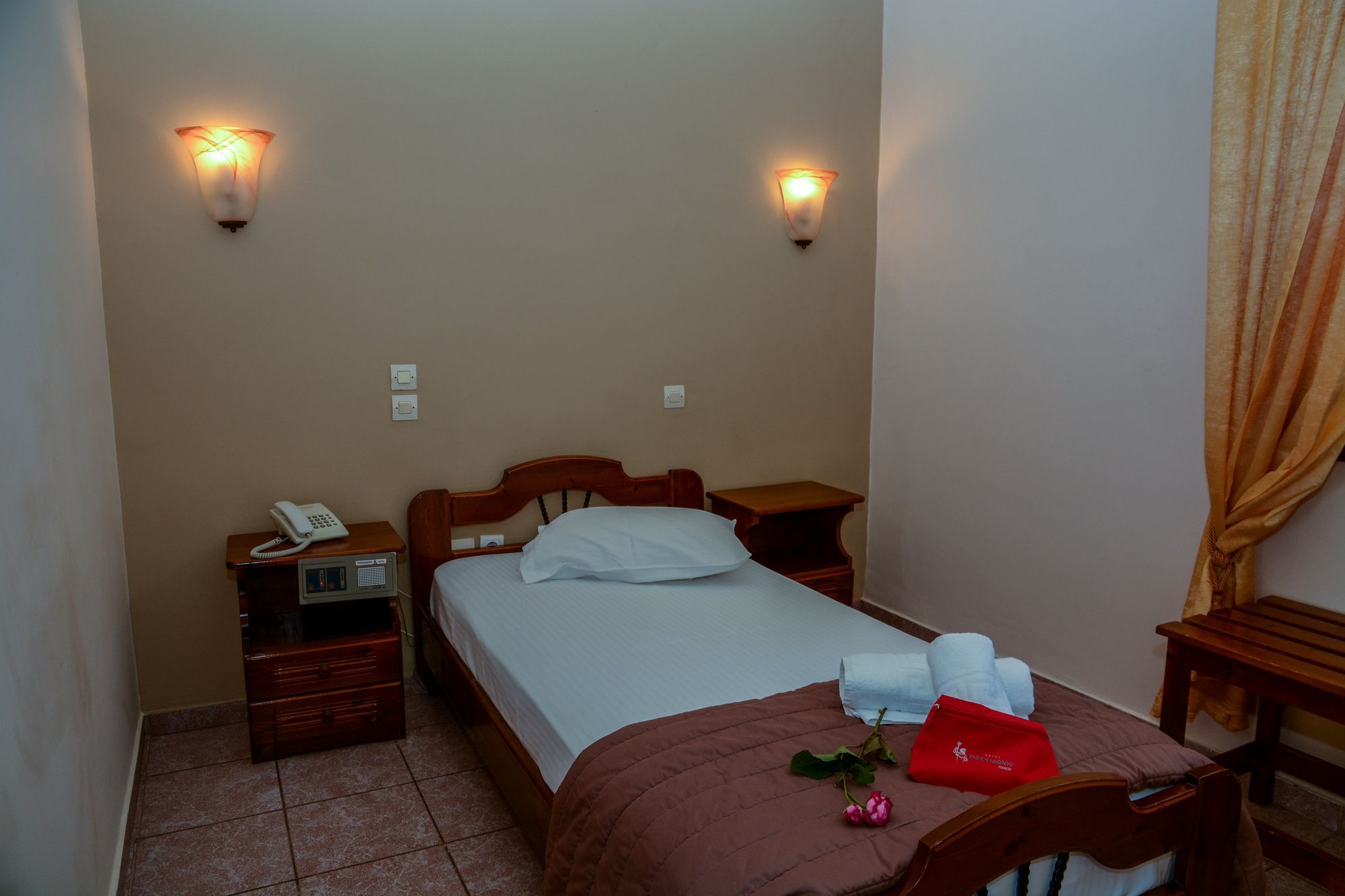 Poseidonio Hotel Tinos Bagian luar foto