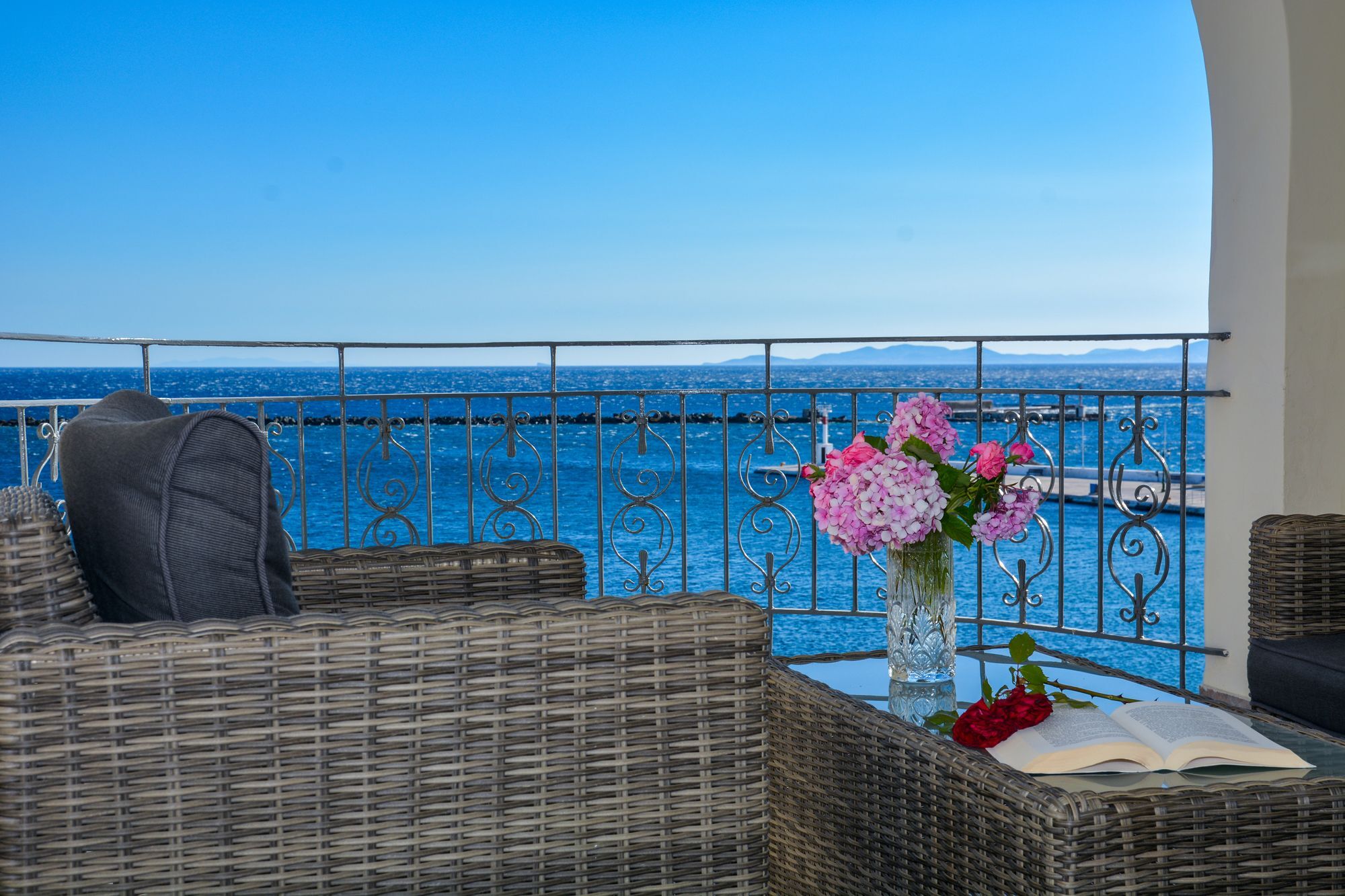Poseidonio Hotel Tinos Bagian luar foto